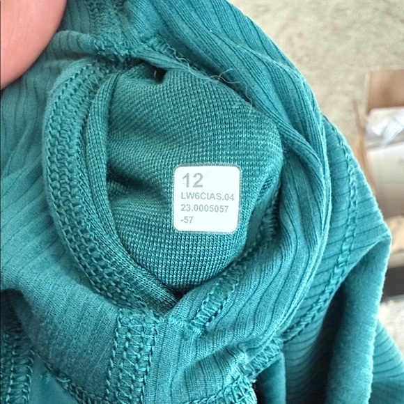 Lululemon Athletica Ribbed Teal Leggings - Picture 3 of 3